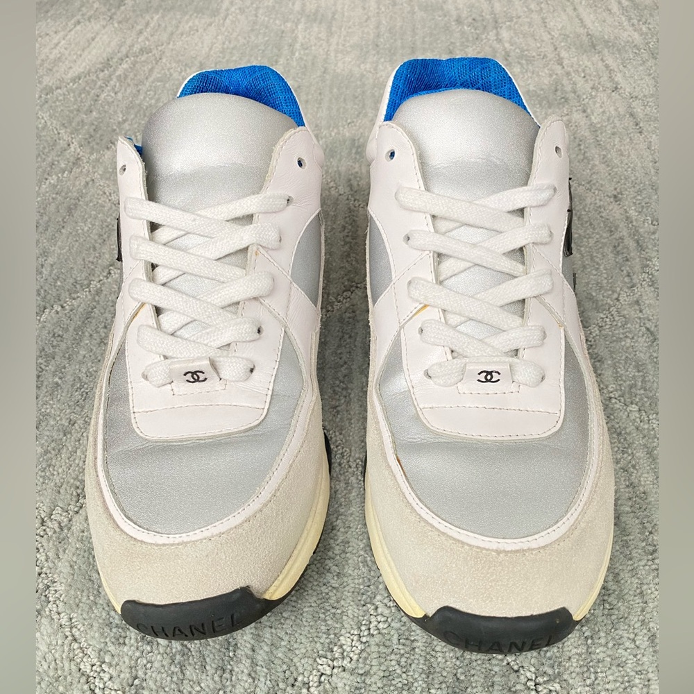 Chanel Sneaker